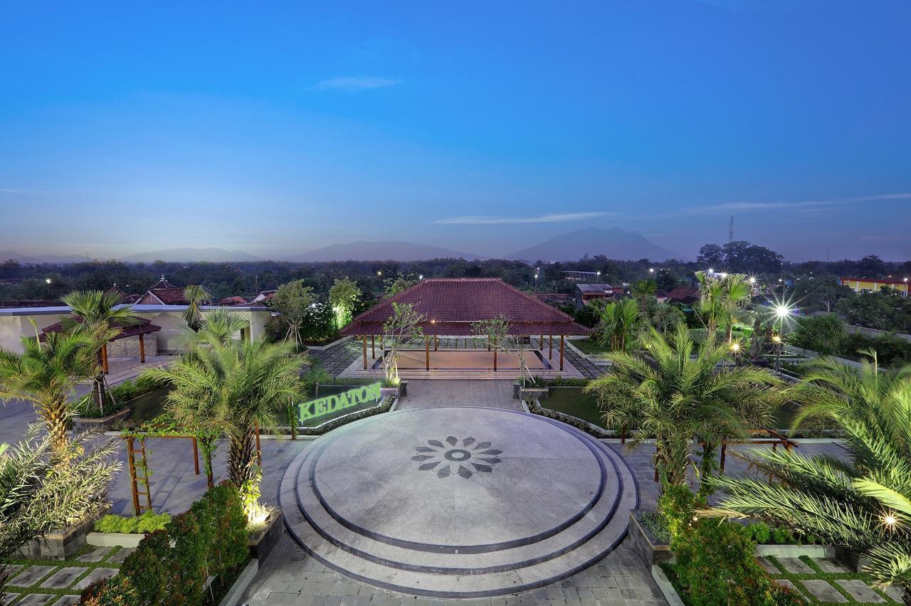 Aston Madiun Hotel & Conference Center Kültér fotó