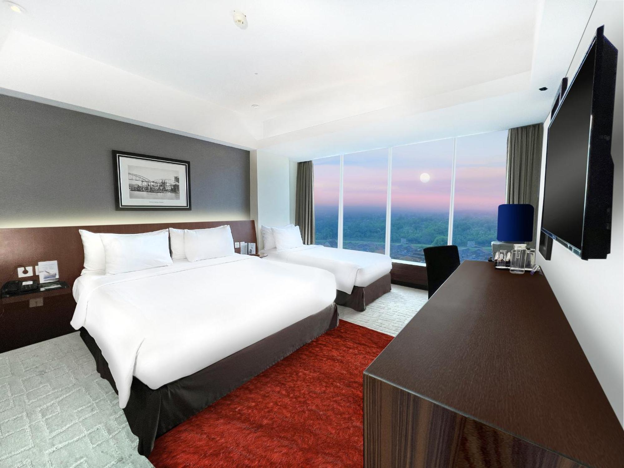 Aston Madiun Hotel & Conference Center Kültér fotó