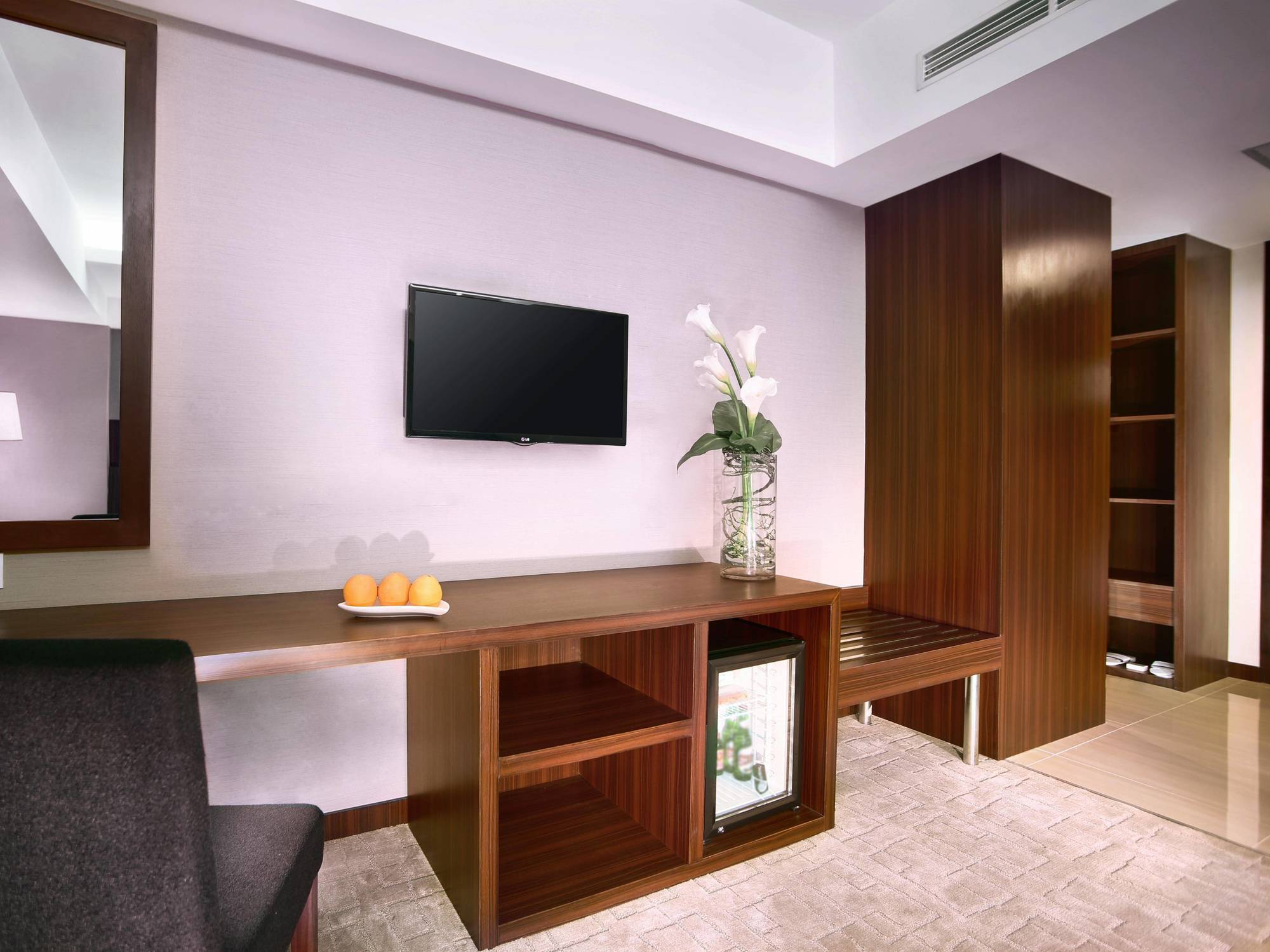 Aston Madiun Hotel & Conference Center Kültér fotó