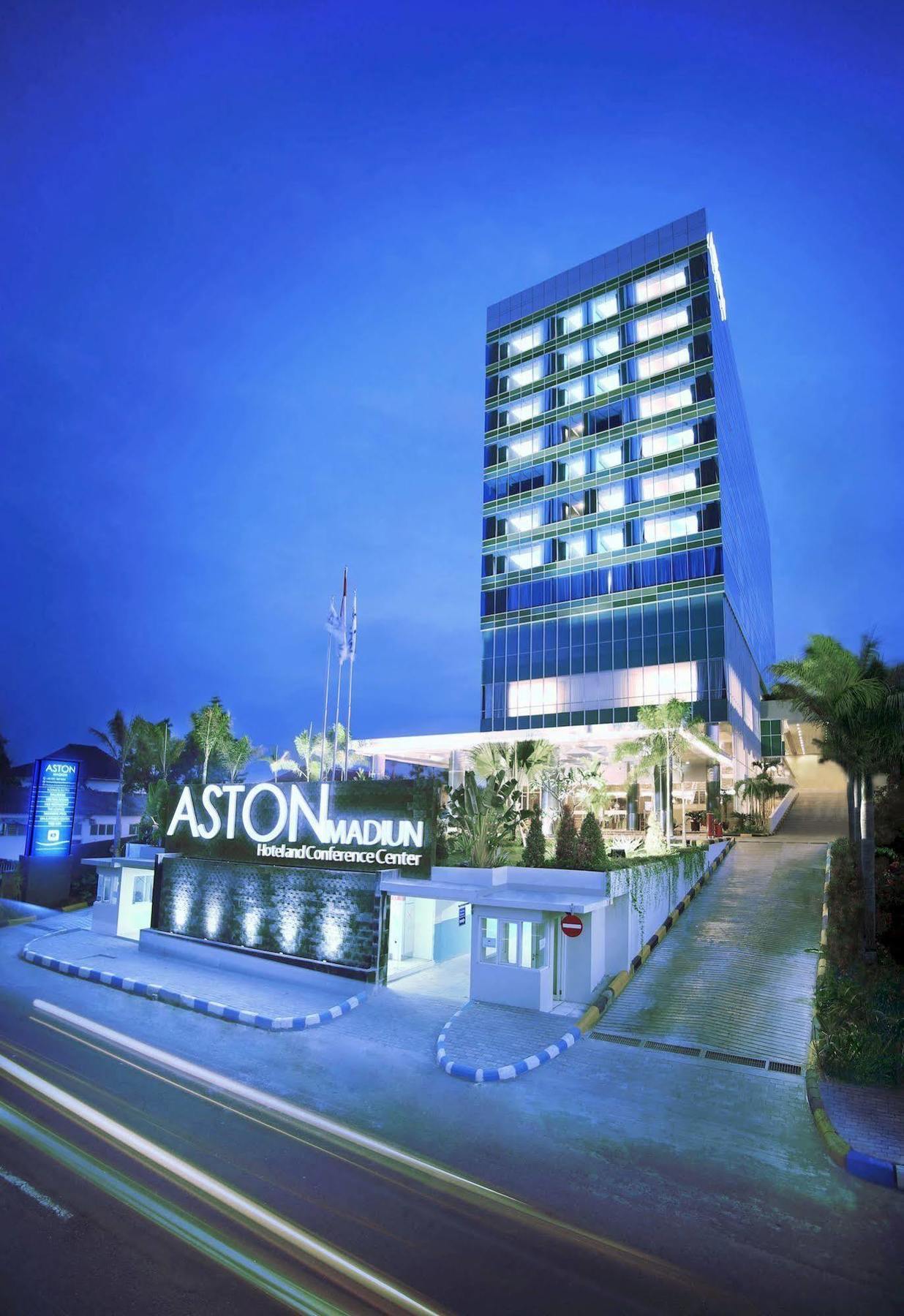 Aston Madiun Hotel & Conference Center Kültér fotó
